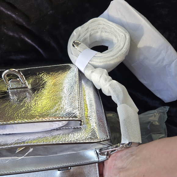 Michael Kors Manhattan Metallic Silver Satchel Small Top Handle Crossbody NWT - Picture 13 of 16